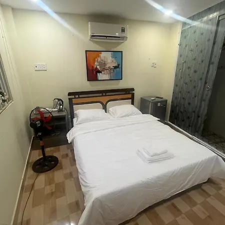 Family House Bui Vien 호텔